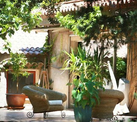 Mas De L'Ermitage Bed and Breakfast Lattes Buitenkant foto